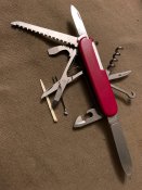 Швейцарський Армійський Ніж Victorinox Huntsman, б/в