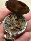 Карманные часы с немецких позиций