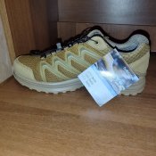 Lowa Maddox gtx lo tf. Розмір 8.5UK (269). Є інші розміри цієї моделі