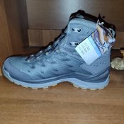 Lowa Ferrox gtx mid. Розмір 8.5UK (269). Є інші кольори та розміри цієї моделі. Без коробки.
