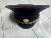 Лот різних головних уборів, силових структур рашки