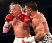 fist_hitting_face_12.jpg