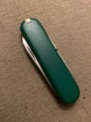 Ніж Victorinox Classic, б/в (зелений)