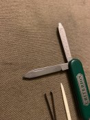 Ніж Victorinox Classic, б/в (зелений)