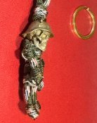 Намистина (бусина) "Nazi Scull Gold" з паракордовою людиною