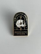 Металевий значок-пін на рюкзак Memento Mori, колір: чорний, арт: 41870