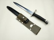 Штык швейцарский образца 1957 к винтовке Sig Stgw. 57. Подвес.