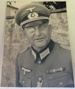 KVK-2го с мечами и наградным документом.