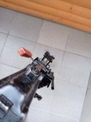 Планка Пікатінні на ПКМ висока (не перекриває штатний приціл)