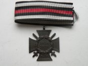 Крест Гинденбург с мечами