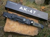 Ніж туристичний похідний АК-47 з ножнами 30 см + склобій стропоріз кресало компас точилка свисток