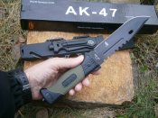 Ніж туристичний похідний АК-47 з ножнами 30 см + склобій стропоріз кресало компас точилка свисток