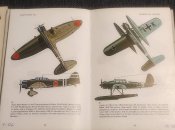 Kenneth Munson " BOMBER .Patrouillen-und Transportflugzeuge 1939-1945.' 1969