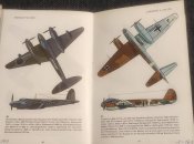 Kenneth Munson " BOMBER .Patrouillen-und Transportflugzeuge 1939-1945.' 1969