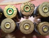 Гільзи 7,62 на кулеметній стрічці. Латунь
