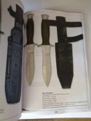 Армейский короткий клинок ХХ века + Военные ножи и кинжалы.