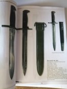 Армейский короткий клинок ХХ века + Военные ножи и кинжалы.
