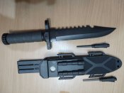 Нож тактический с кресалом (новый).