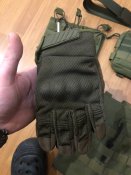 Комплект підсумків, рукавиці та ремінь з 1 гривні