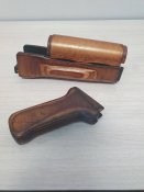 Дерев'яна цівка та ручка АКМ