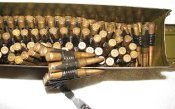 Штатный оригинальный патронный ящик MG-34/42 с лентой на 250 патронов с макетами патронов