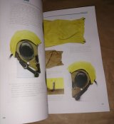 Люфтваффе + Пехотинец Вермахта: снаряжение и экипировка. Две книги одним лотом.