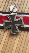 Рицарський хрест з дубовим листям та стрічкою