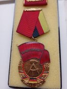 орден знамя труда гдр