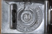 Пряжка Waffen-SS (RZM 36/40 ᛋᛋ)