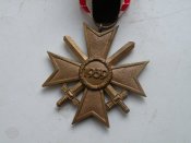 Крест KVK c мечами
