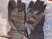 Дві нові ліві перчатки ESKA Thor (?), 10 розмір (великі)