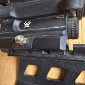 Приціл коліматорний Vortex Sparc AR Red з кріпленням.