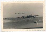 Kampfgeschwader 54 auf einem Flugplatz.jpg