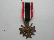 Крест KVK c мечами