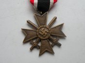 Крест KVK c мечами