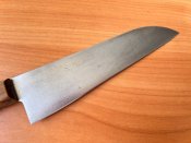 Кухонный японский нож Сантоку KAI NS 80
