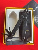 Мультитул Leatherman Surge Black с расширенным чехлом (Новый)