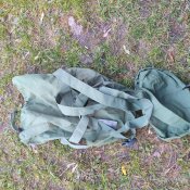 Компресійник до літнього британського спальника