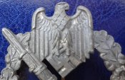 Штурмовой знак в серебре Paul Meybauer, Berlin.