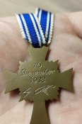 Хрест материнства, 3 ступінь (бронза)
