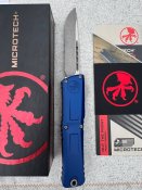 troodon blue 6.jpeg
