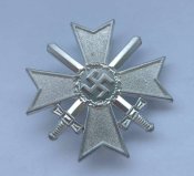 Крест воинских заслуг с мечами