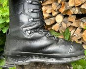 Контрактні берци Бундесверу (Gore-Tex, "HAIX”) ( mod. BW 2007 ). Розмір 46 , 30,5 см.