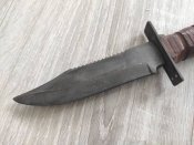 Ніж виживання для американських пілотів.