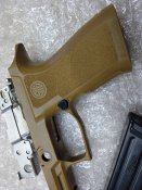 Рамка в зборі з FCU на Sig Sauer P-320 full size
