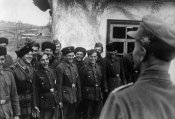 Bundesarchiv_Bild_146-2008-0334,_Russland,_Einheimische_in_der_Wehrmacht.jpg
