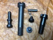 Комплект ранніх болтів кріплення магазинної коробки Mauser 98К+ штифт+шпеньок.