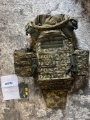 Бронежилет UKRTAC новий , з балістичними пакетами ( шия, пах, перед, зад , боки) , з керамічними плитами та сумкою для переносу