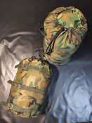 Новий компресійний мішок для зимового спального мішка та іншого спорядження.