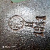 Hiмецька сокира.